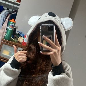 Meet your Posher, Maria